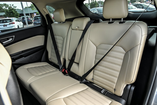 Used 2021 Ford Edge SEL w/ Cargo Accessory Package AWD/4WD image 14