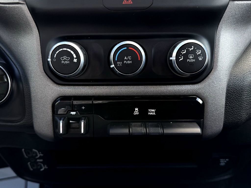 Used 2022 RAM 3500 Tradesman image 26