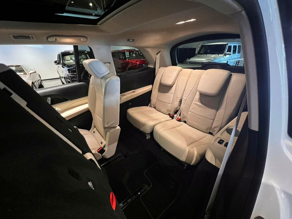 Used 2021 Mercedes-Benz GLS 450 4MATIC image 25