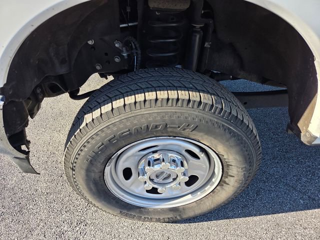 Used 2017 Ford F350 XL w/ Power Equipment Group image 7