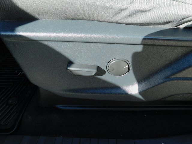 Used 2023 Ford F150 XLT image 23