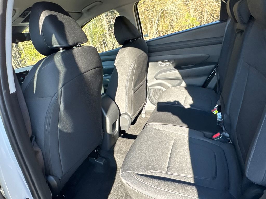 New 2026 Hyundai Tucson SE image 10