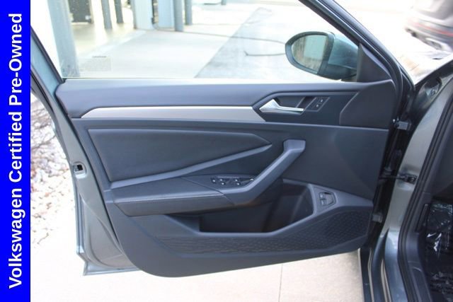 Used 2024 Volkswagen Jetta S image 16
