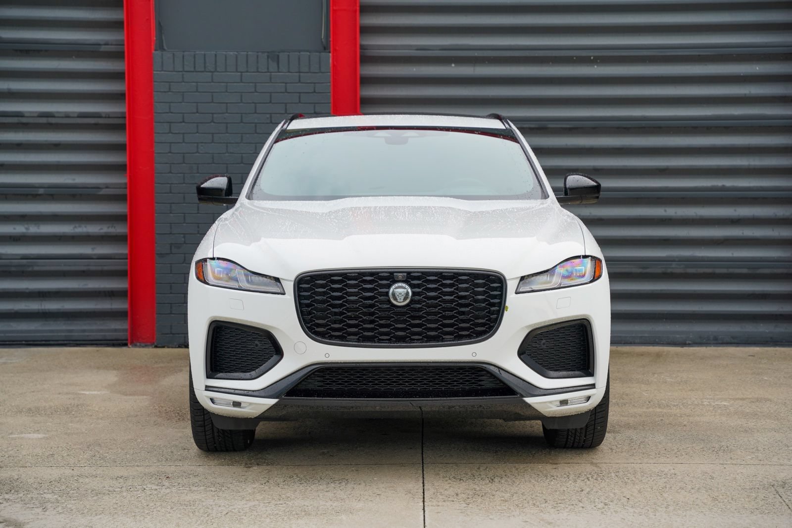 Used 2026 Jaguar F-PACE R-Dynamic S AWD/4WD image 3