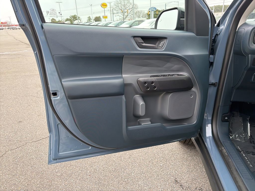 New 2026 Ford Maverick XLT w/ XLT Luxury Package image 13