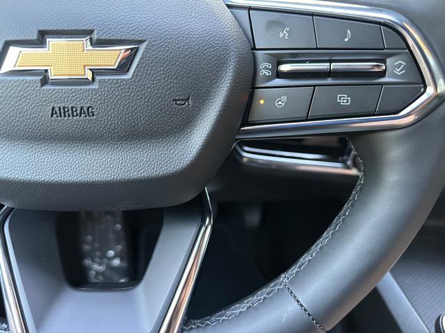 New 2025 Chevrolet Equinox LT image 17