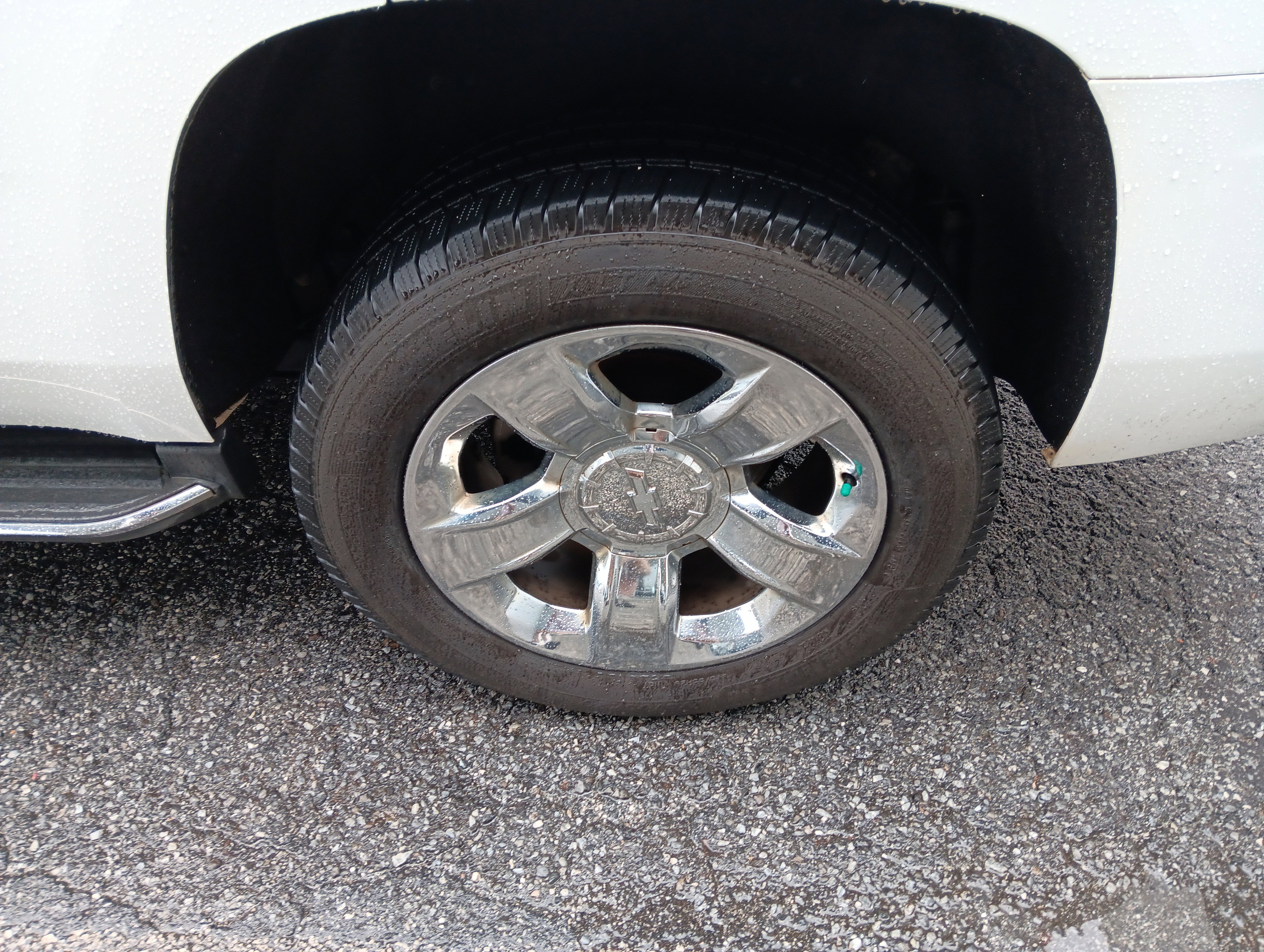 Used 2019 Chevrolet Tahoe Premier RWD image 4
