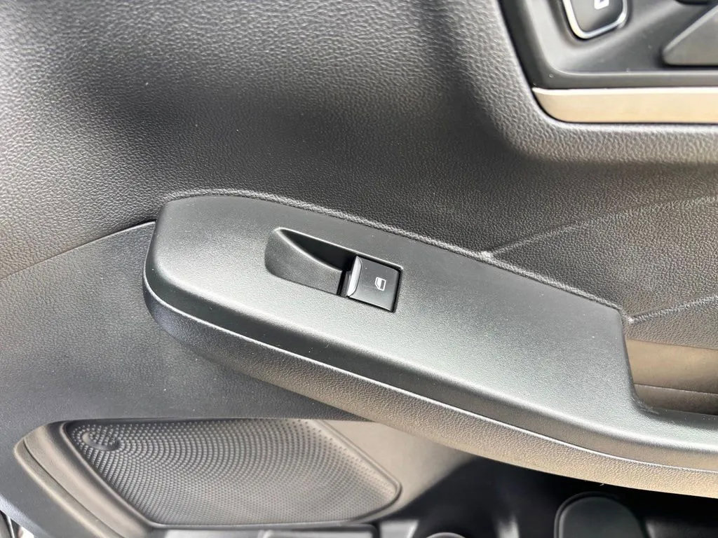 Used 2022 Ford Escape S FWD image 28