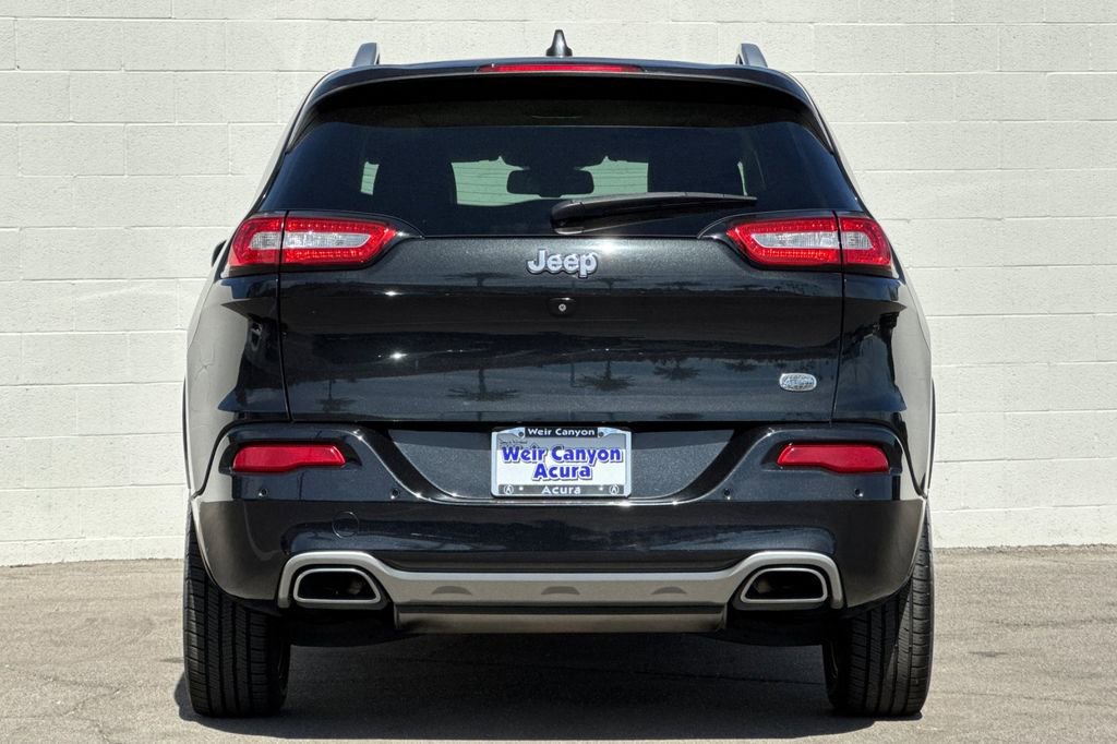 Used 2016 Jeep Cherokee Overland image 8