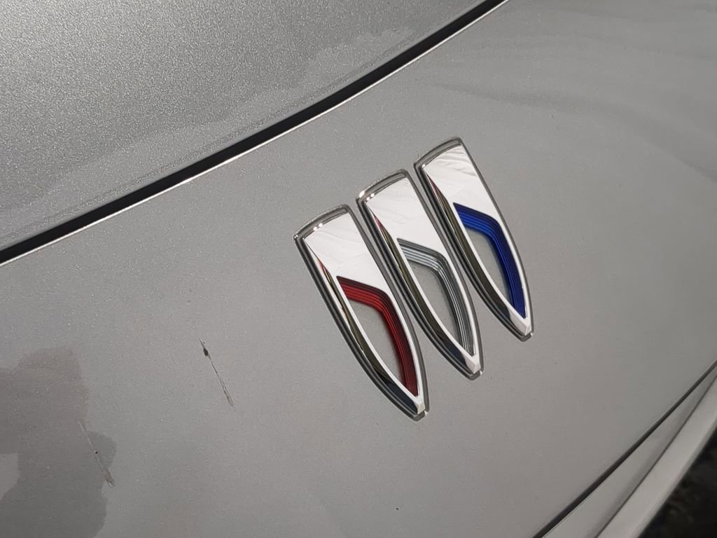 Used 2024 Buick Envista Avenir image 12