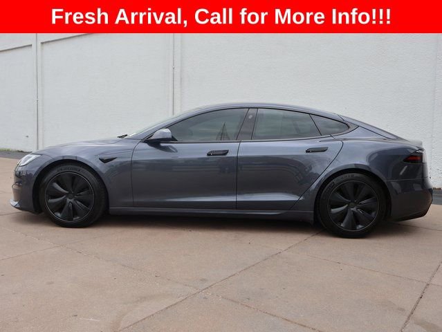 Used 2022 Tesla Model S image 2
