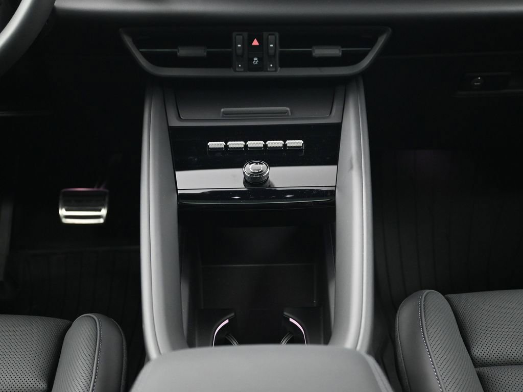 New 2026 Porsche Macan 4S Electric image 10