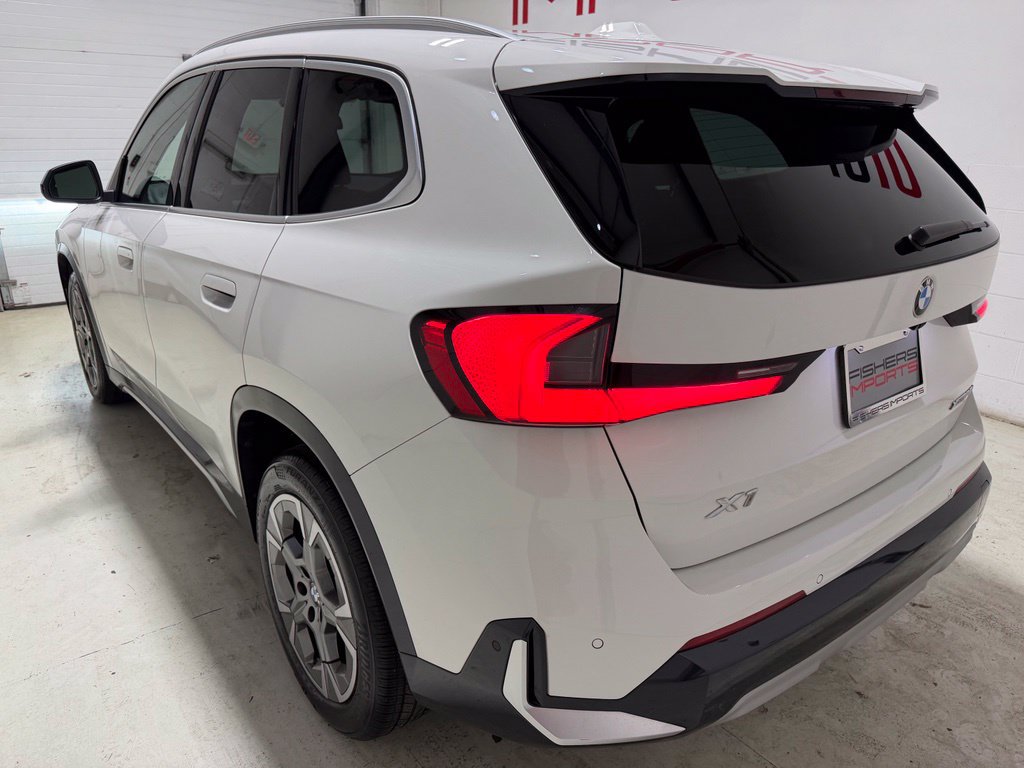 Used 2023 BMW X1 xDrive28i w/ Convenience Package AWD/4WD image 9