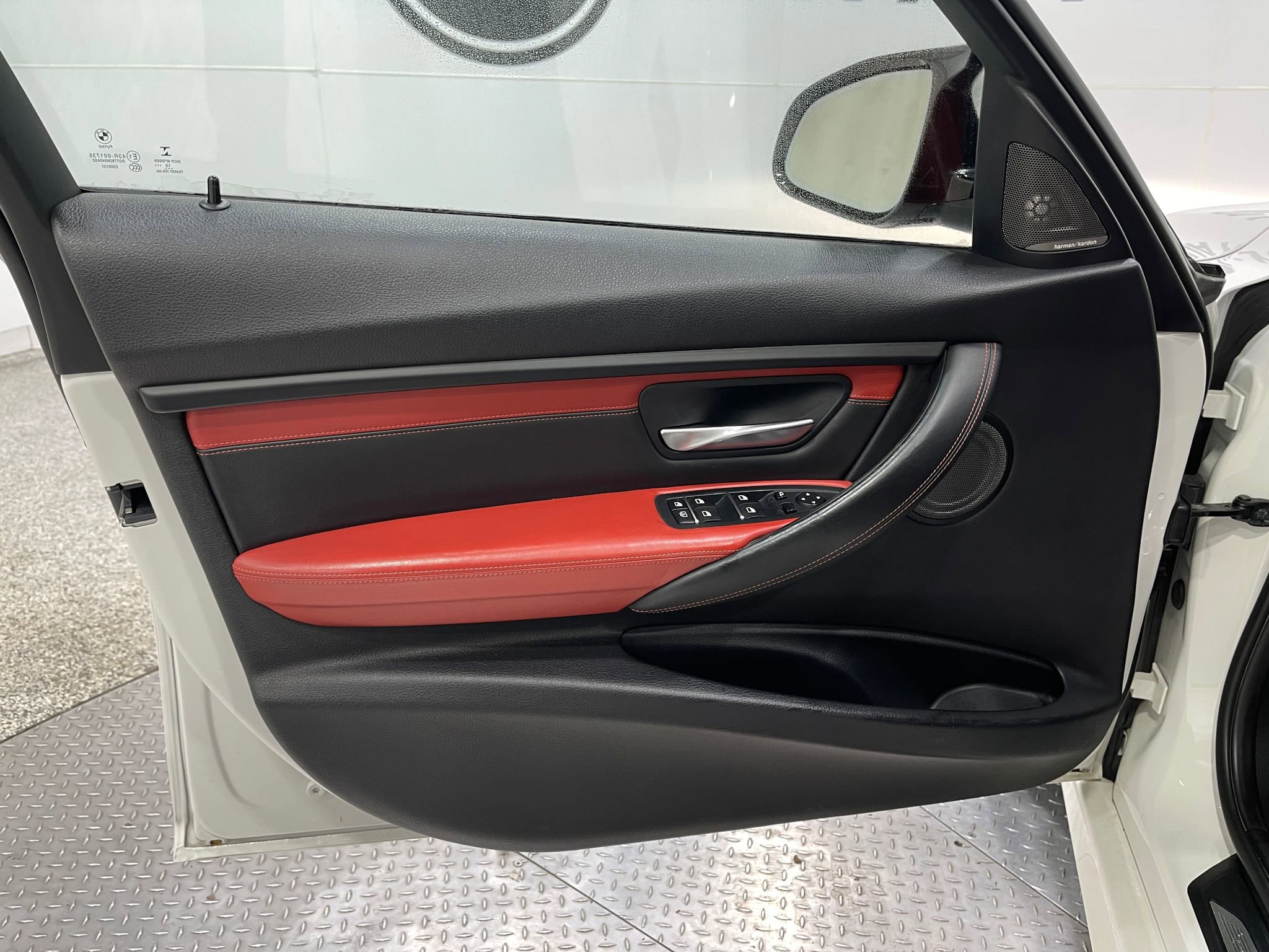 Used 2016 BMW M3 image 14