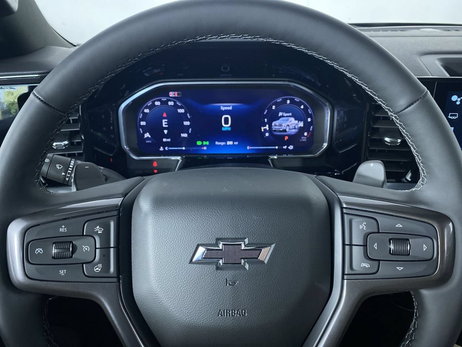 New 2026 Chevrolet Silverado 1500 High Country w/ Midnight Edition AWD/4WD image 3