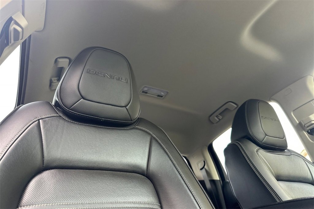 Used 2019 GMC Canyon Denali image 17