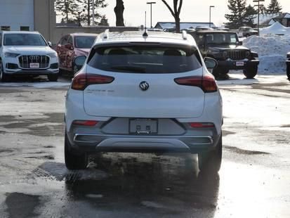 Used 2022 Buick Encore GX Essence w/ Experience Buick Package image 35
