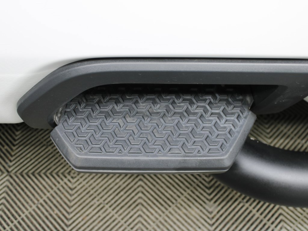 Used 2024 GMC Sierra 2500 Pro image 28