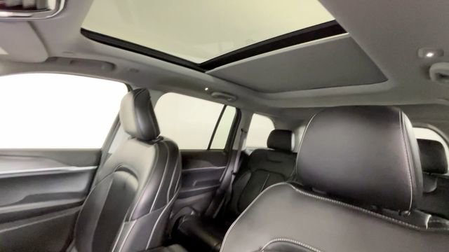 Used 2024 Jeep Grand Cherokee Limited 4xe AWD/4WD image 19
