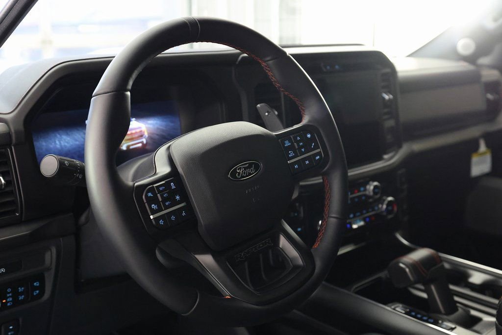 Used 2025 Ford F150 Raptor AWD/4WD image 16