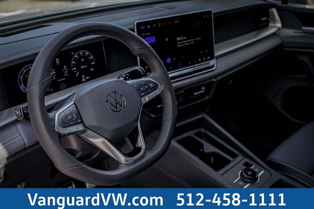 New 2026 Volkswagen Tiguan SE R-Line FWD image 9