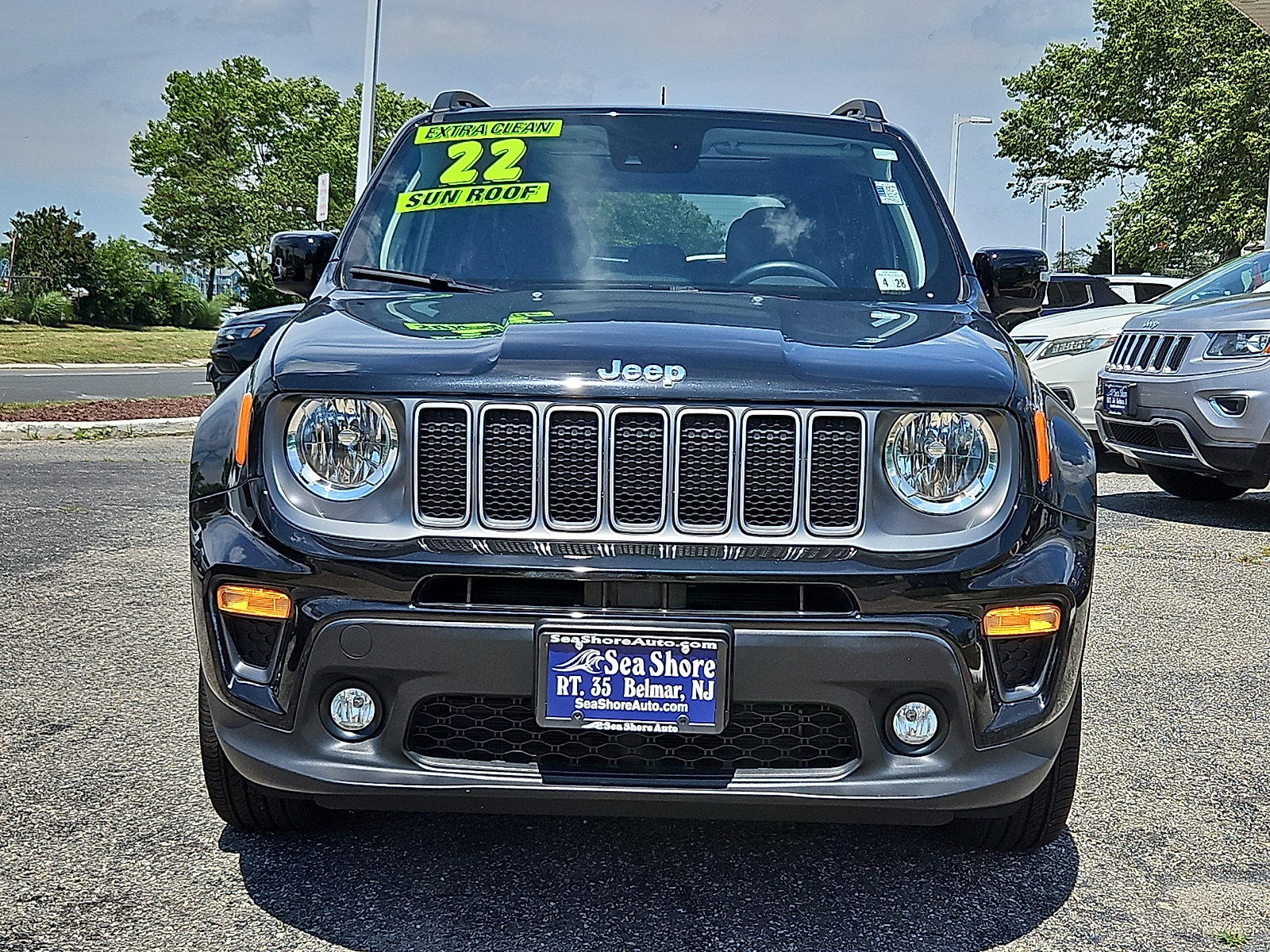 Used 2022 Jeep Renegade Limited w/ Sun, Sound & Wheels Group AWD/4WD image 2