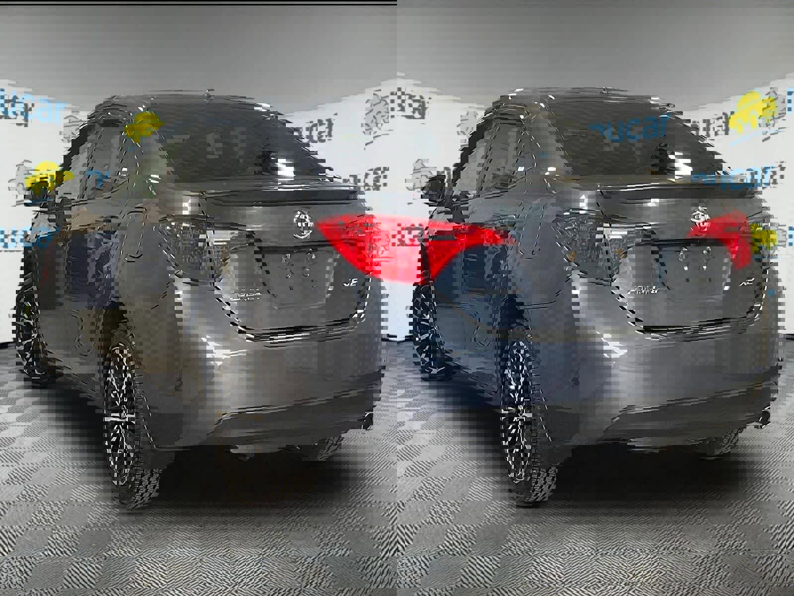 Used 2017 Toyota Corolla XSE w/ Carpet Mat Package (TMS) FWD image 4