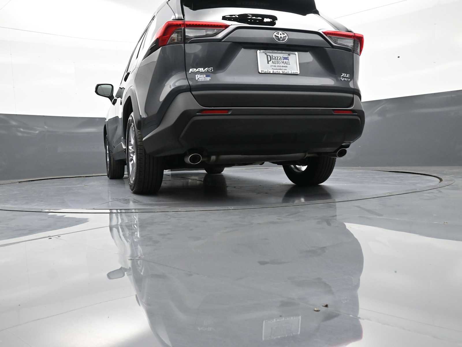 Used 2025 Toyota RAV4 XLE w/ Convenience Package AWD/4WD image 32