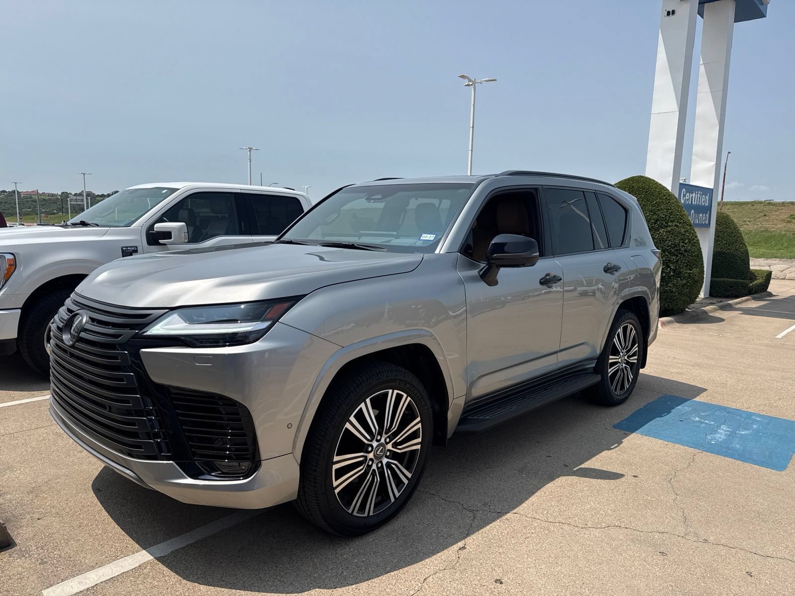 Used 2025 Lexus LX 700h Luxury w/ Appearance Package