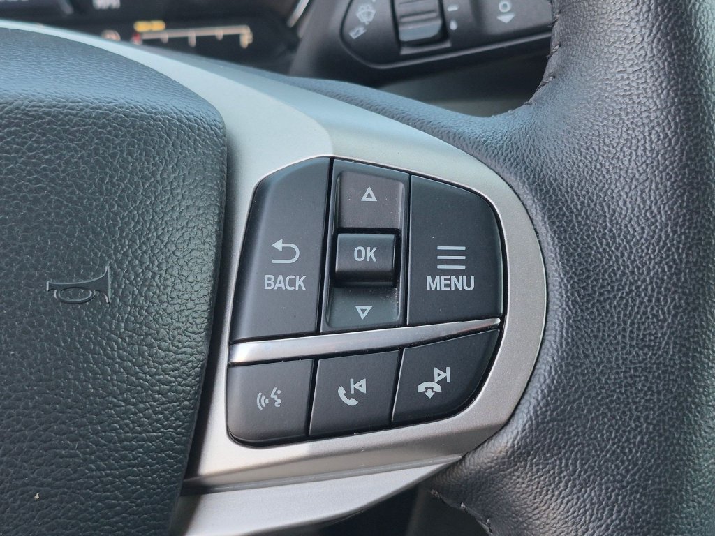 Used 2024 Ford Explorer XLT w/ Equipment Group 202A AWD/4WD image 15