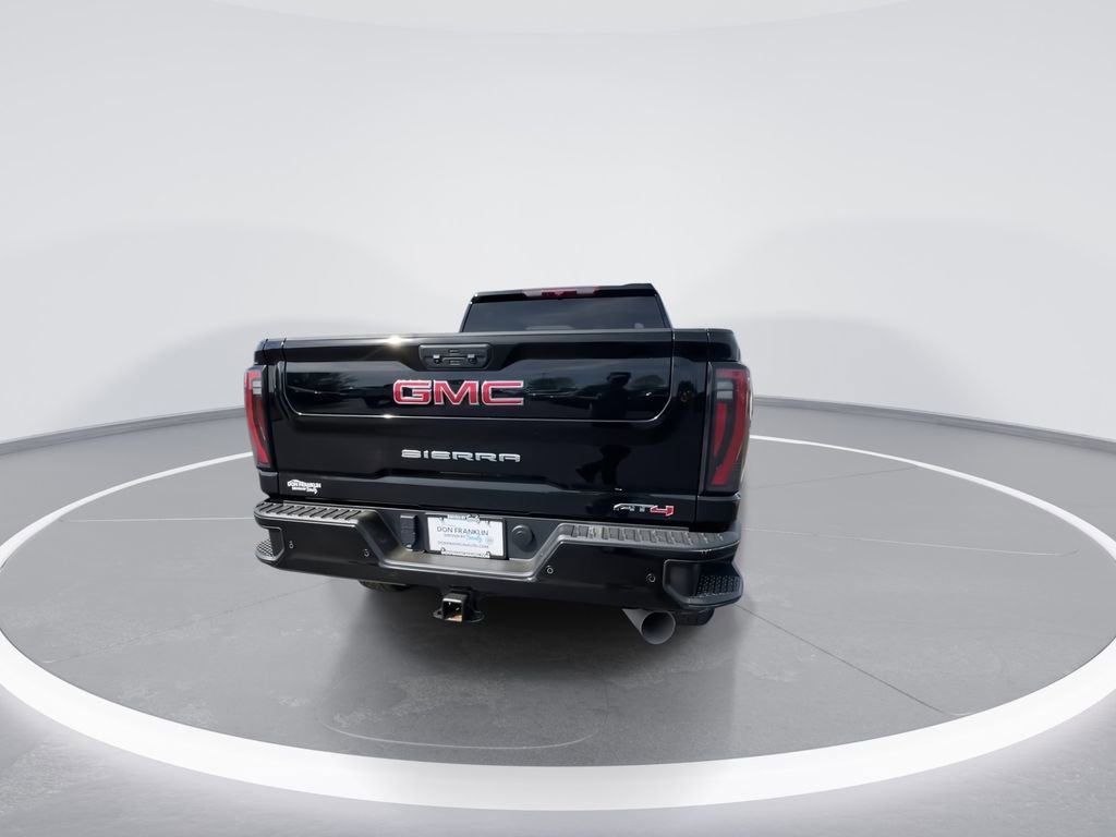 Used 2024 GMC Sierra 2500 AT4 AWD/4WD image 7