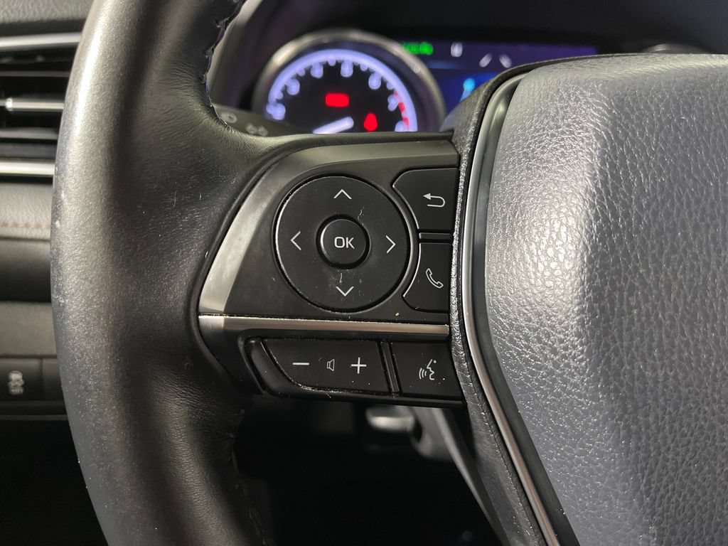Certified 2018 Toyota Camry XLE FWD image 26