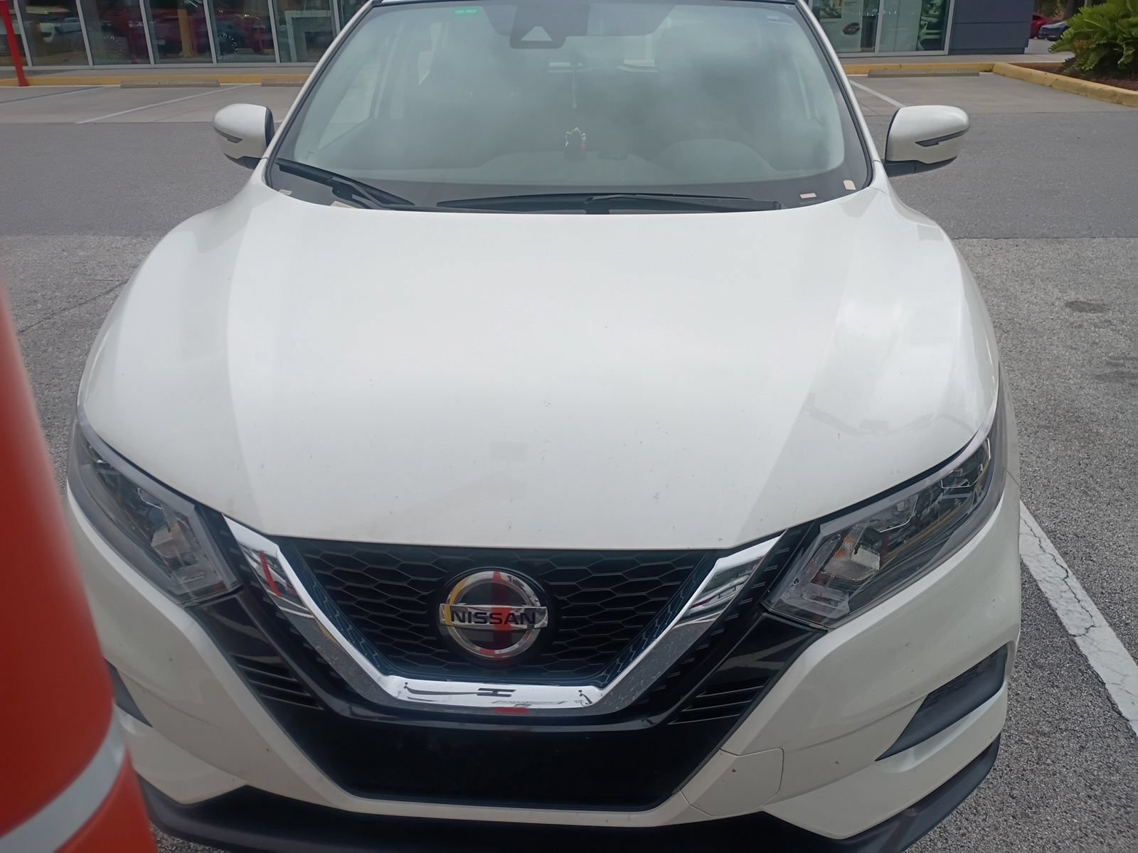 Used 2020 Nissan Rogue Sport SV AWD/4WD image 3