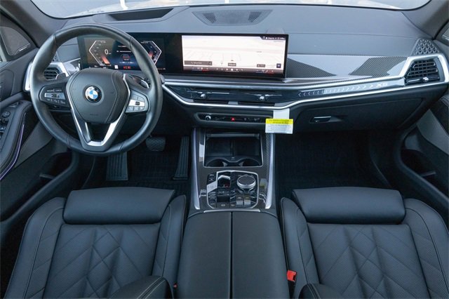Certified 2025 BMW X5 xDrive40i w/ Parking Assistance Package image 22
