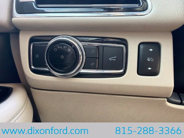Used 2019 Lincoln Navigator Reserve AWD/4WD image 21