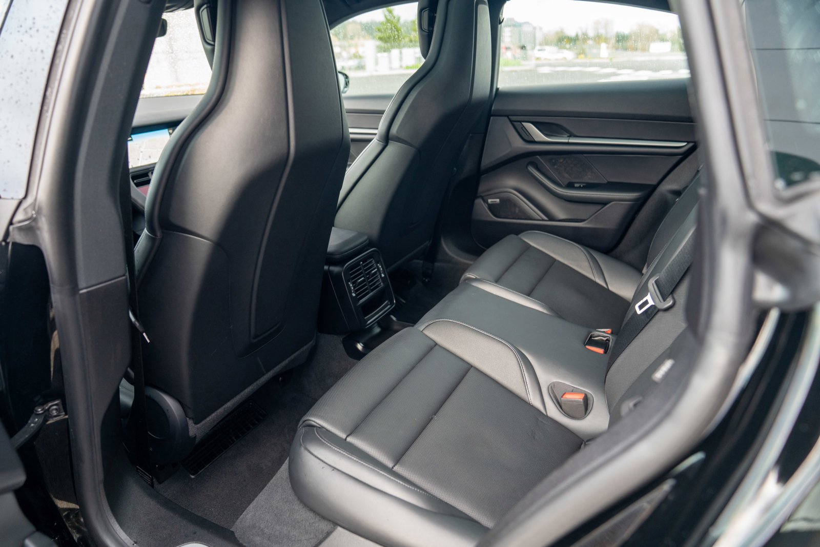 Certified 2025 Porsche Taycan image 22