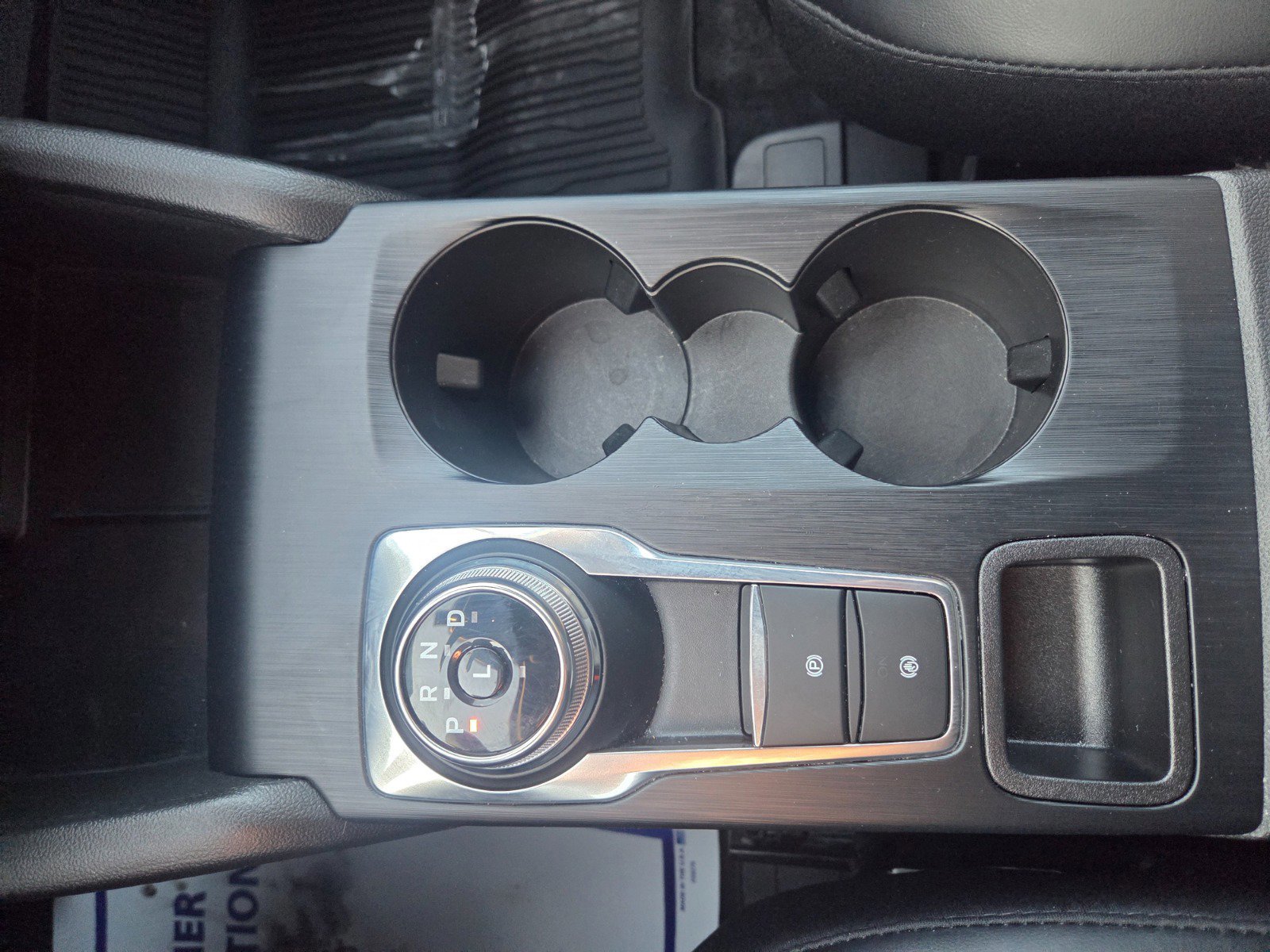 Used 2025 Ford Escape ST-Line w/ Equipment Group 301A image 17