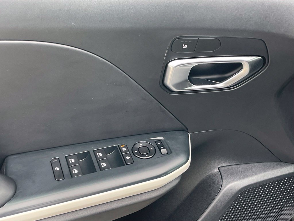 Certified 2025 Kia K4 GT-Line Turbo w/ GT-Line Sunroof Package FWD image 11