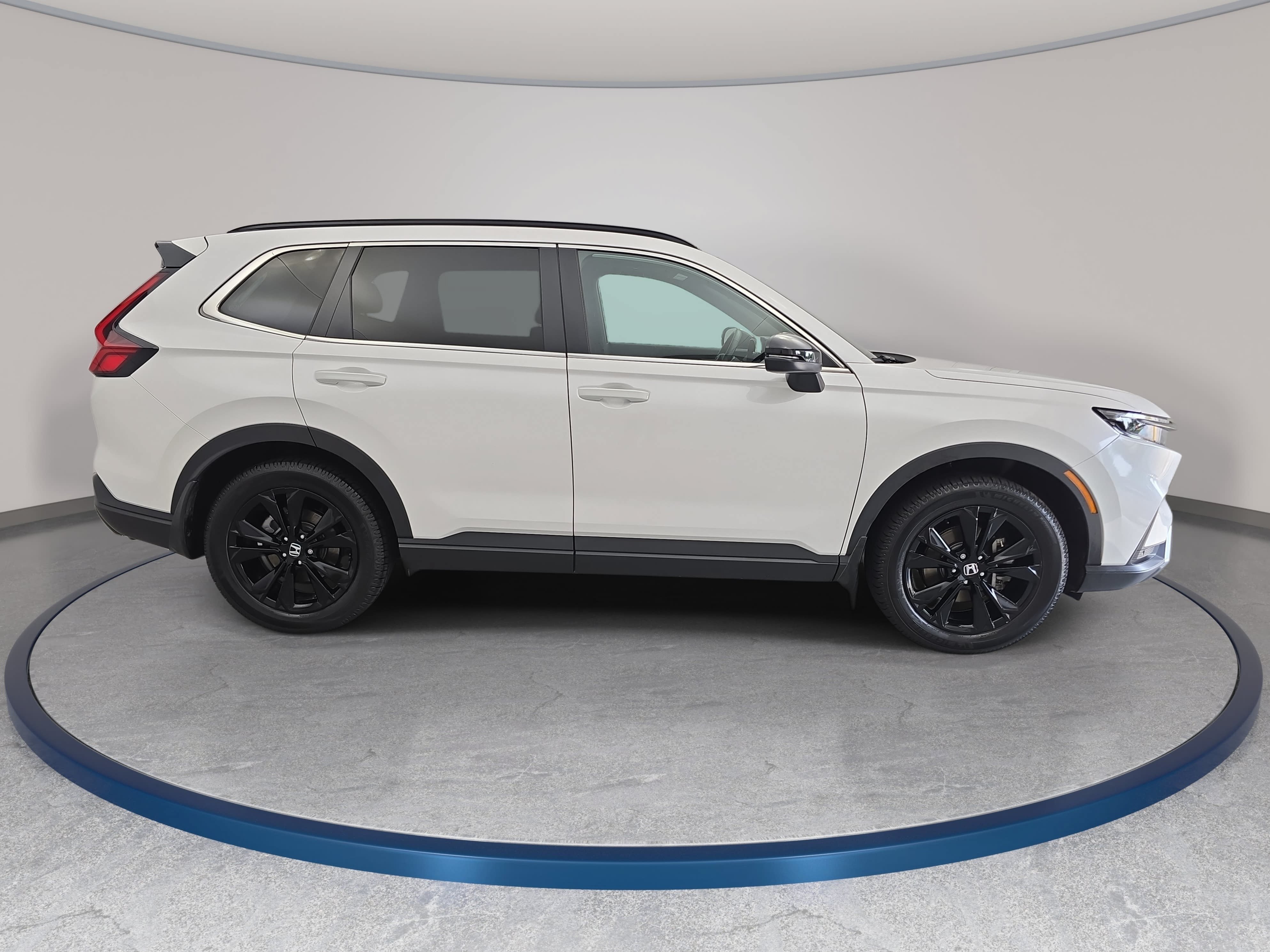 Certified 2024 Honda CR-V Sport Touring image 4