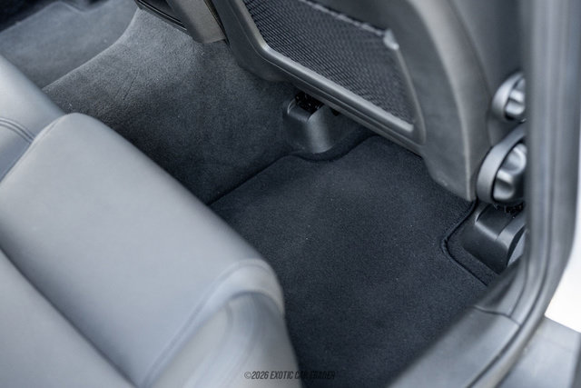 Used 2009 Pontiac G8 GXP RWD image 48