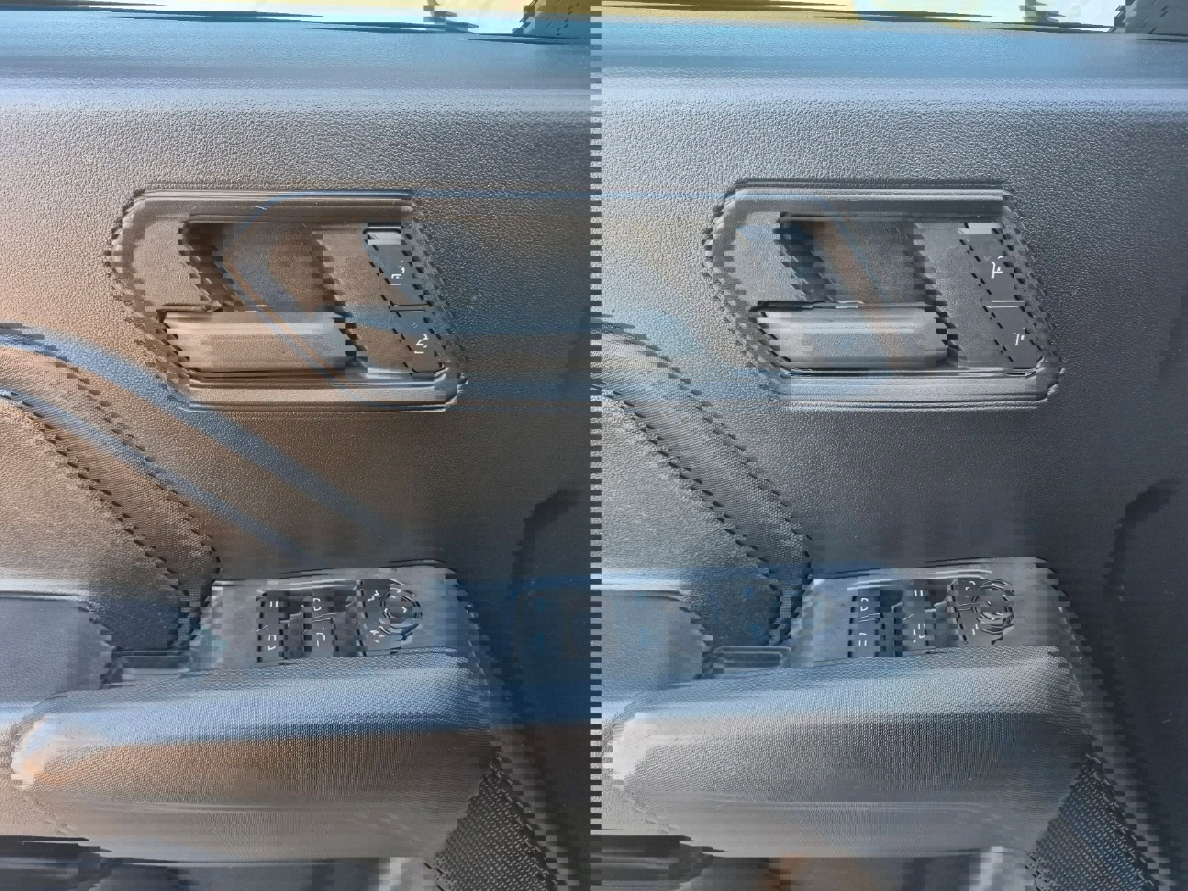 Used 2023 Chevrolet Colorado W/T w/ WT Convenience Package image 14