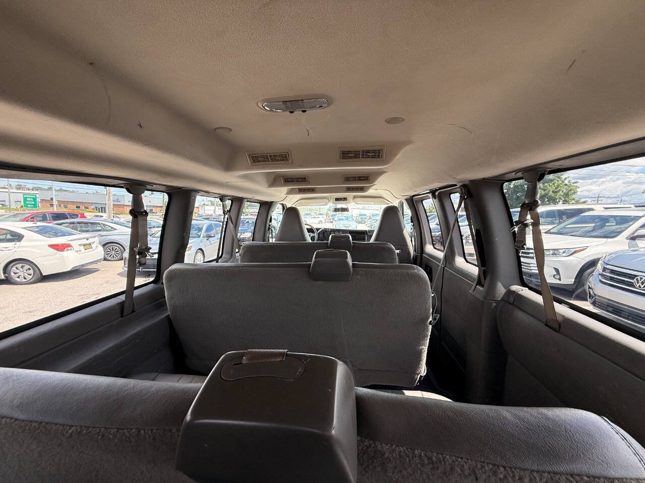 Used 2017 GMC Savana 3500 LS RWD image 49