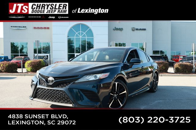Used 2019 Toyota Camry XSE image 1