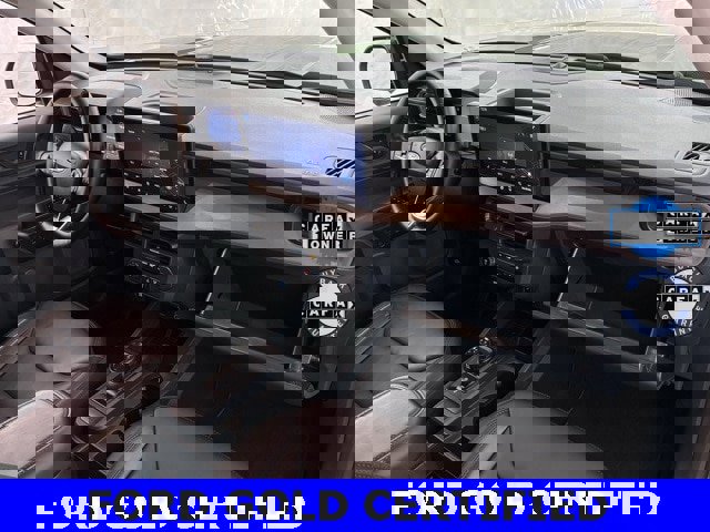 Certified 2025 Ford Maverick Lariat w/ Black Appearance Package image 14