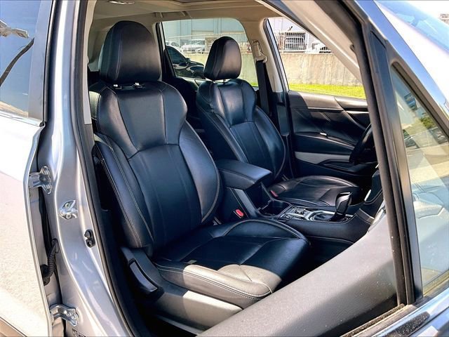 Used 2023 Subaru Forester Limited AWD/4WD image 11
