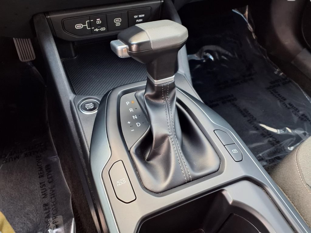 Used 2025 Kia K4 FWD image 11
