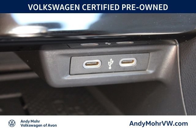 Used 2025 Volkswagen Jetta SE FWD image 40