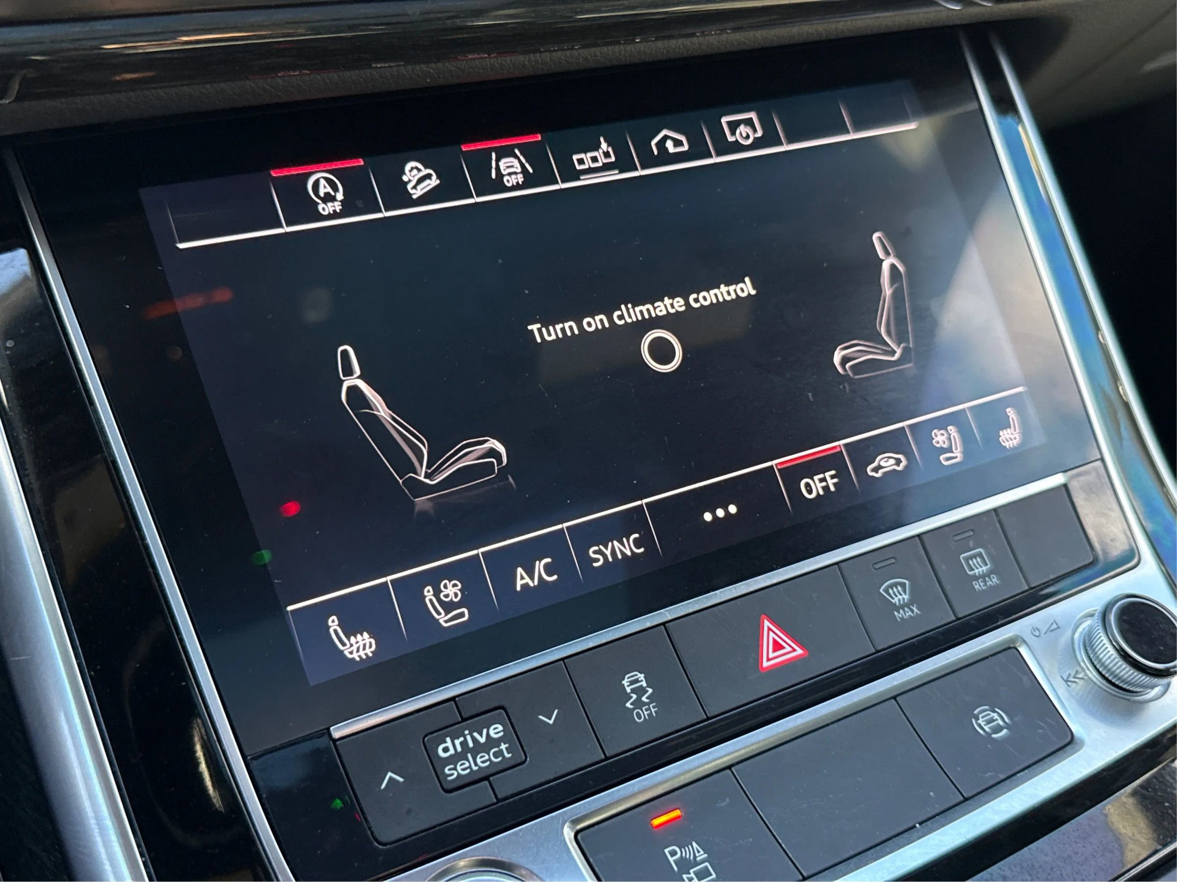 Used 2019 Audi Q8 Premium Plus image 33