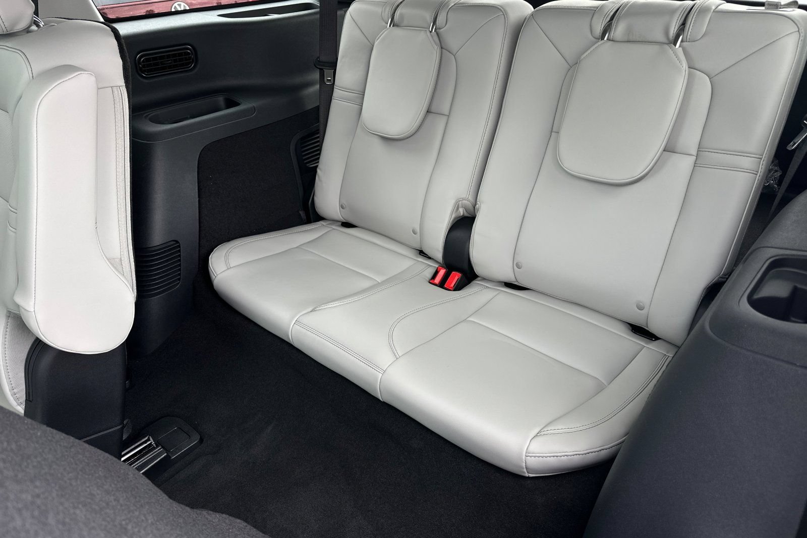 New 2026 Lincoln Aviator 2WD image 14