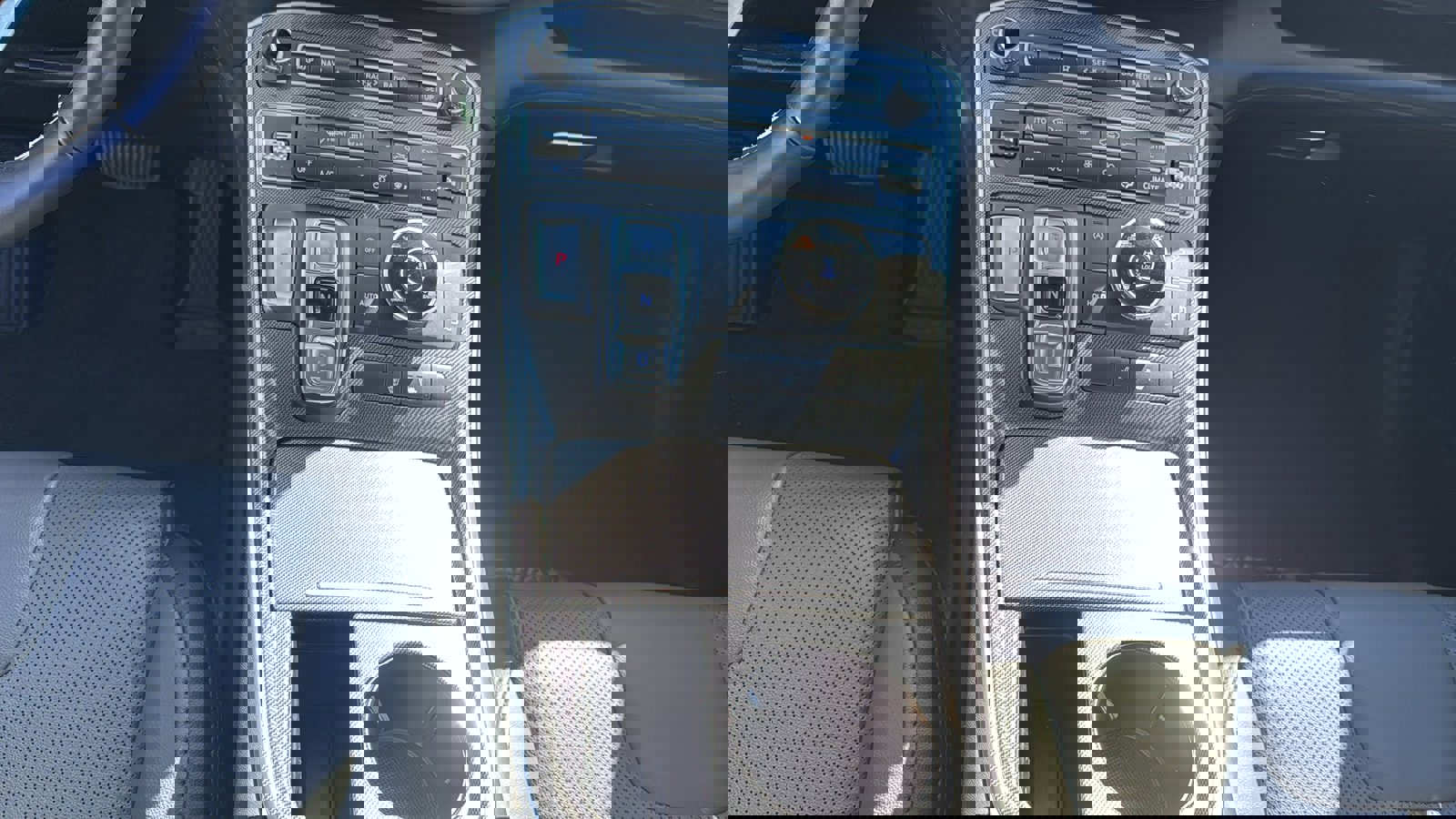 Used 2023 Hyundai Santa Fe SEL w/ Premium Package image 21